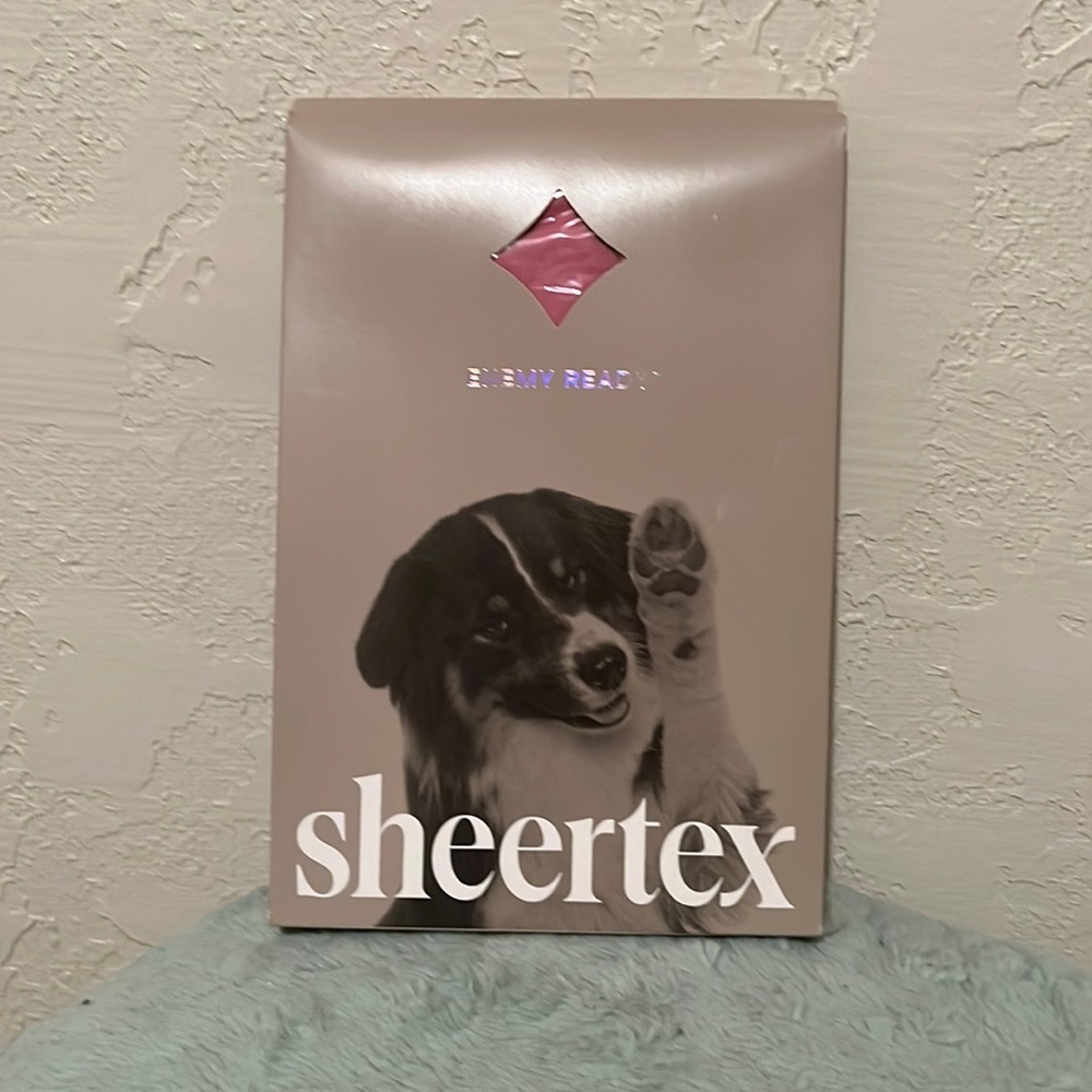 Pink Sheertex tights